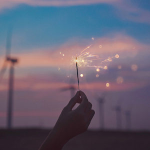 中出人妻一条绮美香在播
