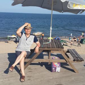 中出人妻一条绮美香在播
