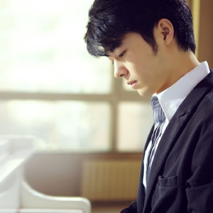 中出人妻一条绮美香在播
